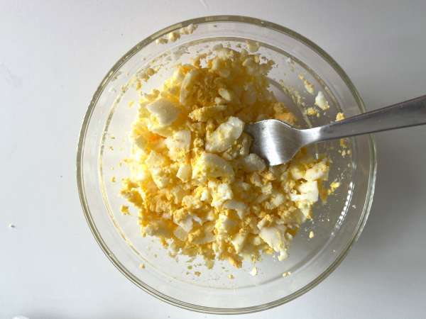 Tamago sando: znameniti japonski sendvič z jajci, ki ga najdete v konbini! - Priprava korak 2