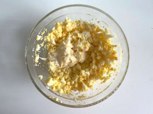 Tamago sando: znameniti japonski sendvič z jajci, ki ga najdete v konbini! - Priprava korak 3