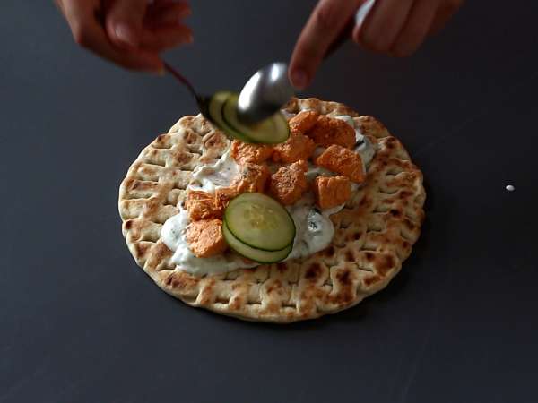 Gyros z lososom, popoln grški ribji sendvič za poletje! - Priprava korak 5