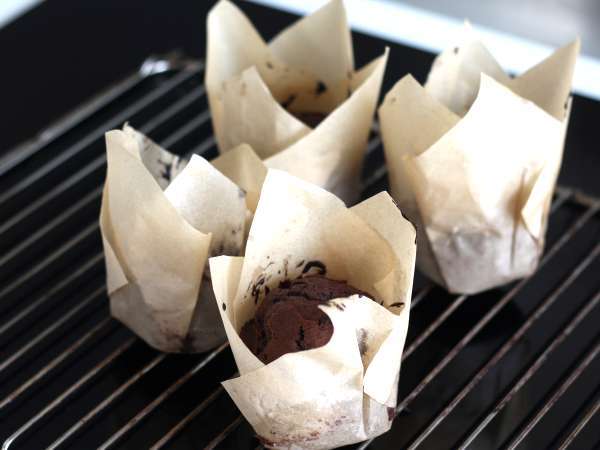 Najboljši čokoladni mafini: veliki in vlažni - Priprava korak 10