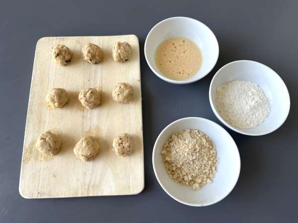 Hrustljavi tunini kolački v zračnem cvrtniku: nepremagljiva predjed! - Priprava korak 4