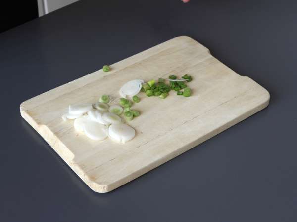 Kako skuhate instantne rezance? Hiter recept z govedino in gobami! - Priprava korak 2