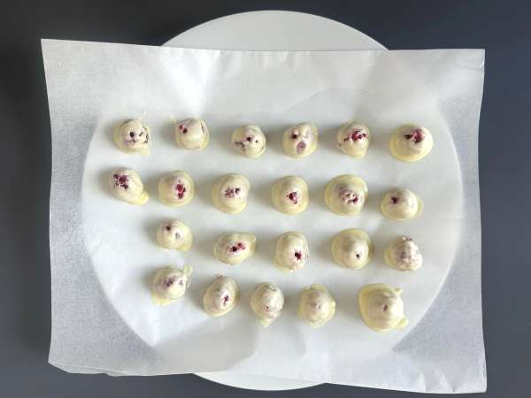 Kako pripravite domači Franui? Te super modne čokoladne maline! - Priprava korak 3