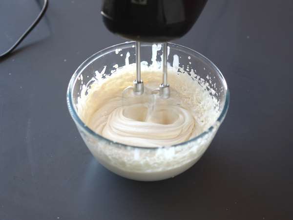 Kozarci v slogu Mont Blanc s kostanjevo kremo - Priprava korak 6