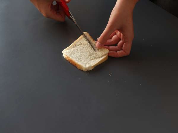 Česnov kruh po zvezdicah s kruhom za sendviče - Priprava korak 2