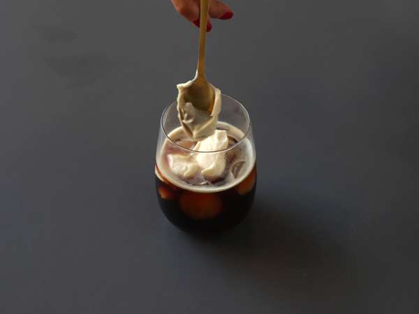 Ledena kava z okusom tiramisuja - Priprava korak 3