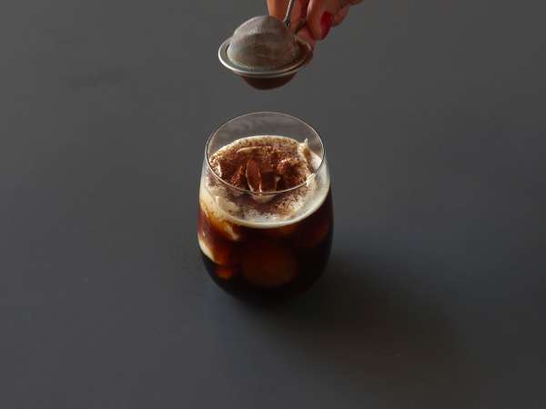 Ledena kava z okusom tiramisuja - Priprava korak 4