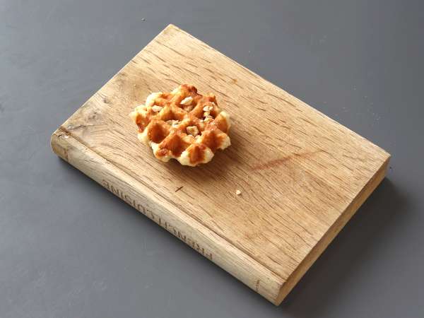 Vaflji s sadjem, čokolado in stepeno smetano - Priprava korak 2