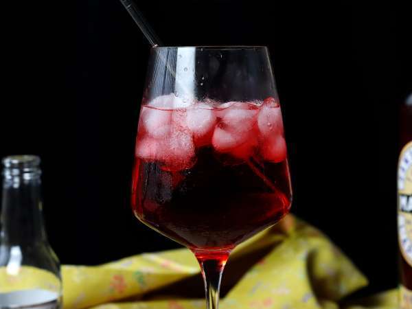 Martini tonik brez alkohola, svež sadni koktajl! - Priprava korak 5