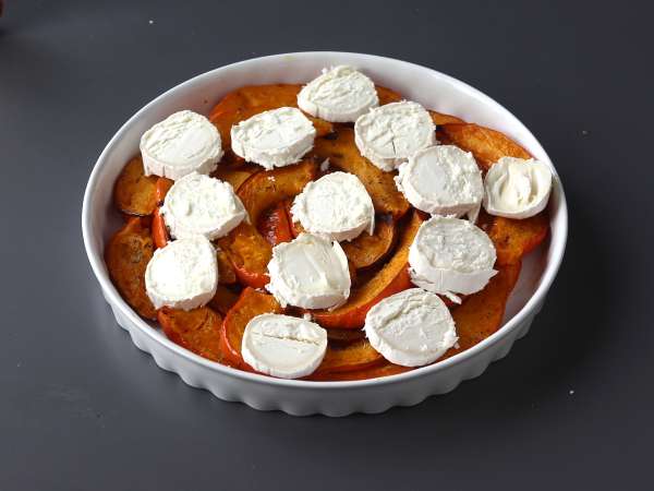 Tatin iz buč s kozjim sirom in medom - Priprava korak 8