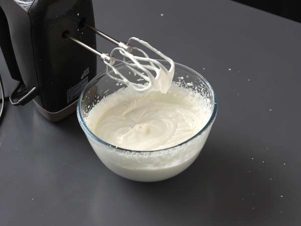 Sladica iz čokolade in kokosa, ki se hkrati topi in hrustljava! - Priprava korak 5