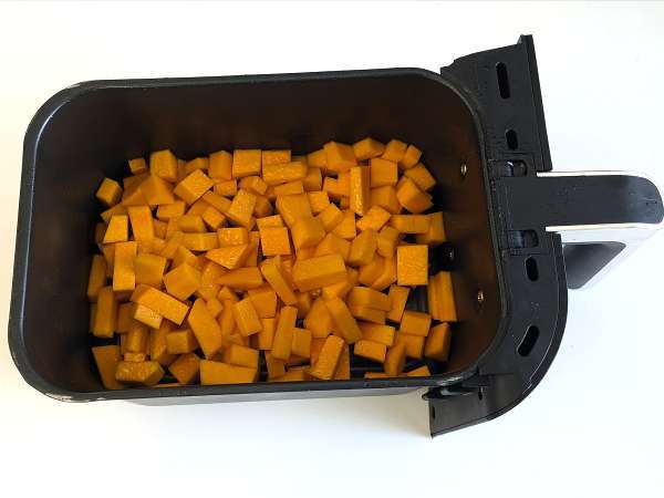 Bučne mesne kroglice v zračnem cvrtniku - Priprava korak 2