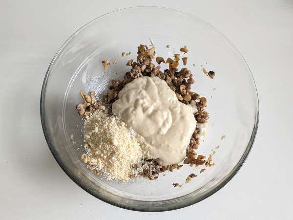 Cannelloni gobe in klobase: bogata in okusna prva jed - Priprava korak 8