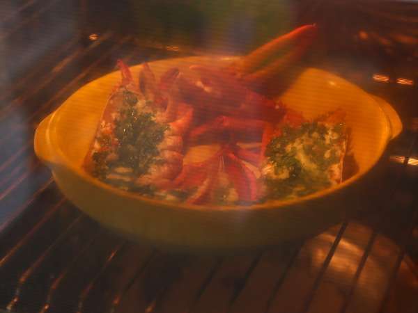 Pečen jastog s peteršiljem in limono: preprostost in prefinjenost za mizo. - Priprava korak 6