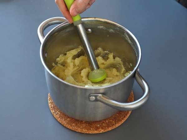 Slano testo za pite iz krompirja: zdrava alternativa brez glutena! - Priprava korak 2