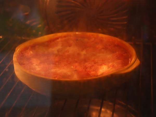 Hitro in tolažilno gratiniranje njokov s paradižnikom in mocarelo - gnocchi alla sorrentina v pečici - Priprava korak 6