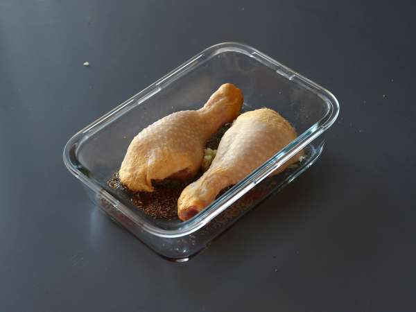 V pečici marinirane piščančje palčke - zelo hitro pripravljene! - Priprava korak 2