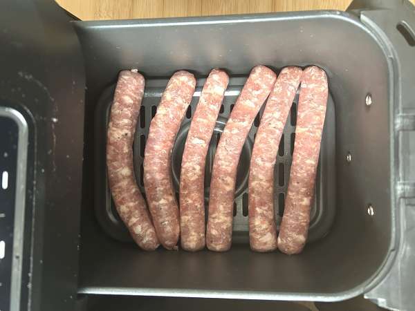 Kako pripraviti klobase v aparatu za cvrtje na zraku? - Priprava korak 1