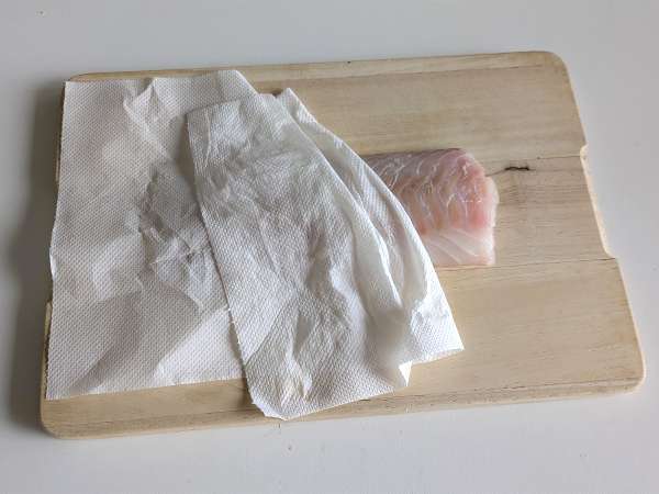 Ribji prsti v zračnem cvrtniku: hrustljavi, lahki in enostavni za pripravo! - Priprava korak 1