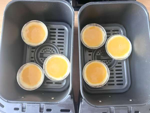 Pastéis de nata v zračnem cvrtniku. Hiter in enostaven recept za tradicionalno portugalsko sladico. - Priprava korak 7