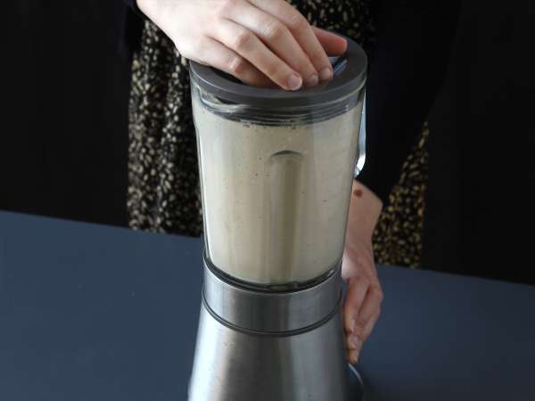 Kava in datljev smoothie za prebujanje! - Priprava korak 2