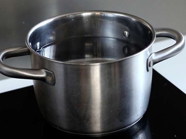 Zamrznjena rižota z morskimi sadeži: idealna rešitev za hitro in okusno - Priprava korak 1