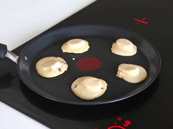 Bananine palačinke brez dodanega sladkorja so kot nalašč za zajtrk! - Priprava korak 7