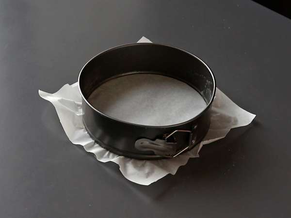 Izjemno kremasto pecivo flan: enostaven recept brez težav - Priprava korak 1