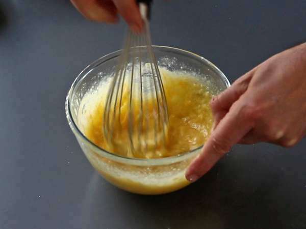 Izjemno kremasto pecivo flan: enostaven recept brez težav - Priprava korak 5