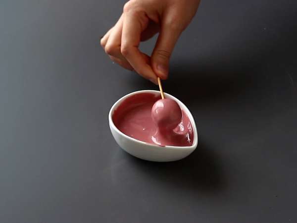 grižljaji malin, bele čokolade in rubinaste čokolade v slogu Franui - Priprava korak 4