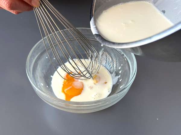 Torrijas v zračnem cvrtniku s kruhom brioche, tradicija brez zapletov - Priprava korak 3