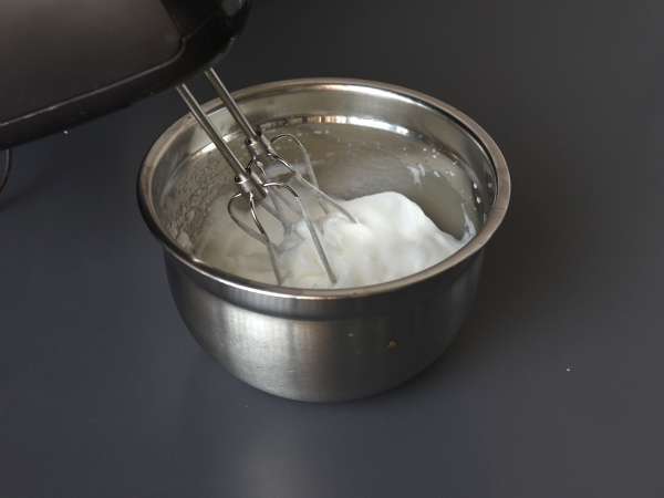 Borovničevi mafini, mini različica pirenejske pite! - Priprava korak 3