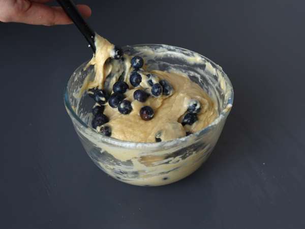 Borovničevi mafini, mini različica pirenejske pite! - Priprava korak 5