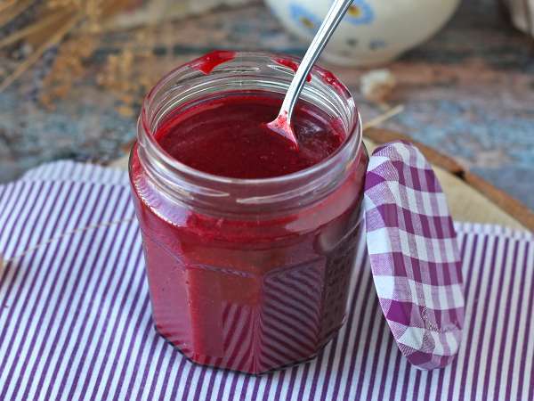 Kako pripraviti enostaven in popoln jagodni coulis - Priprava korak 5