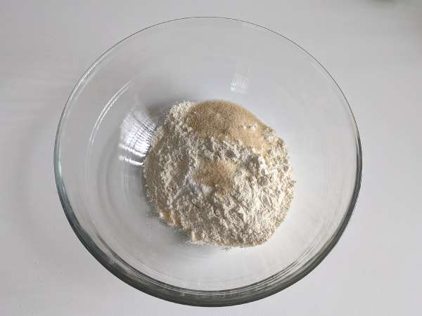 Mehke veganske palačinke z lanenim jajcem: enostaven recept brez jajc - Priprava korak 3