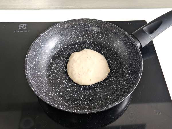 Mehke veganske palačinke z lanenim jajcem: enostaven recept brez jajc - Priprava korak 6