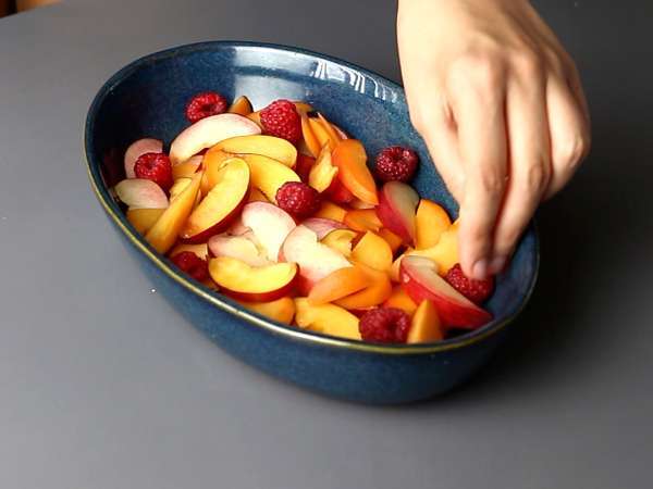 Sadna solata: breskev, marelica, malina in drugo! - Priprava korak 4