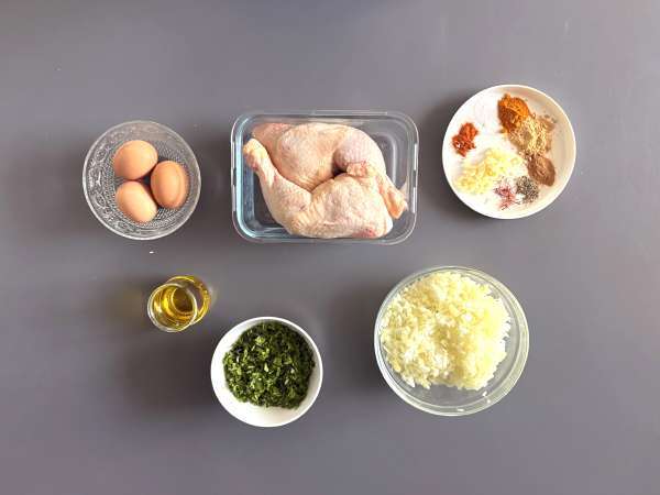 Tradicionalno maroško pecivo z opečnim testom, piščancem in začimbami - Priprava korak 1