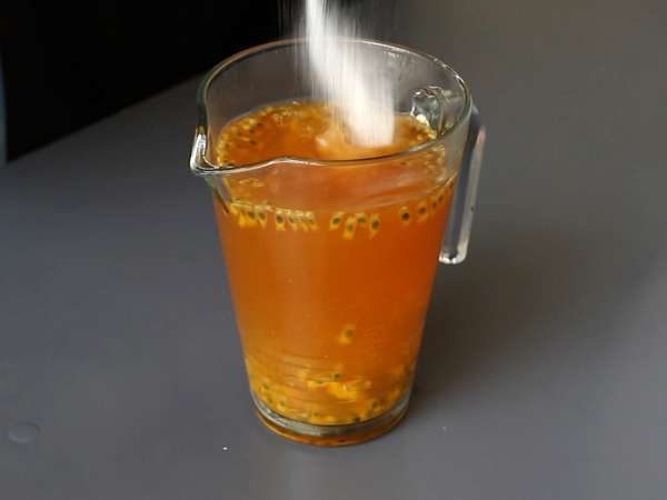 Ledeni čaj s pasijonko, popolna pijača za poletje! - Priprava korak 3