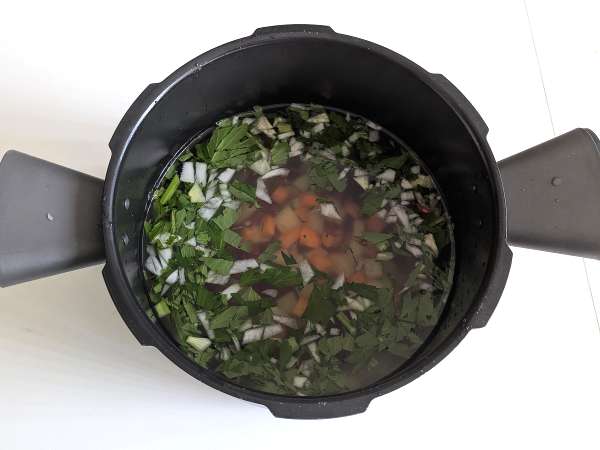 Pasta e fagioli alla veneta: babičin kremni in okusni recept - Priprava korak 3