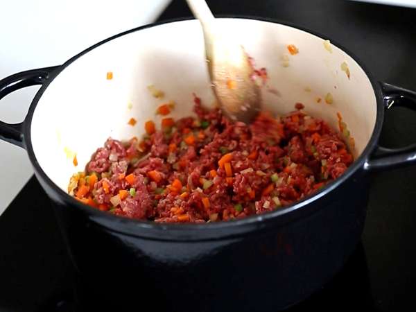 Bolonjska lazanja: recept, ki ga obožujejo vsi! - Priprava korak 2