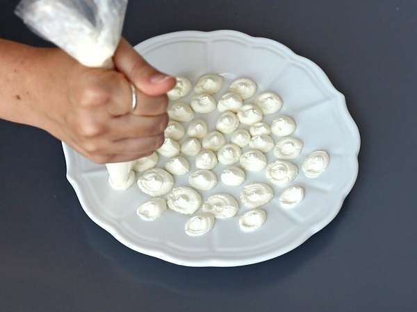 Aperitivni namaz iz dimljenega lososa - Priprava korak 2