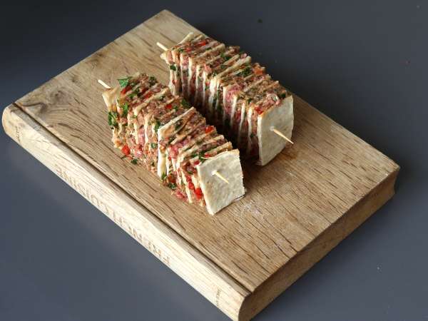 Lavash kebab nabodala s tortiljami, ki jih enostavno pripravite v sušilniku zraka! - Priprava korak 9