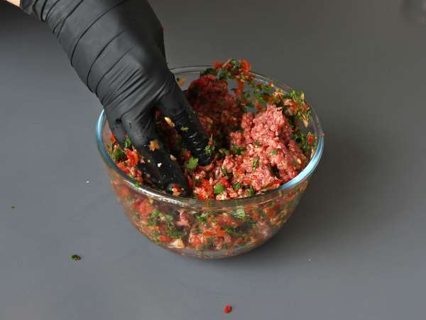 Lavash kebab s tortiljami, slavni enostavni kebabi, pečeni v pečici! - Priprava korak 4