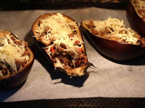 Polnjeni jajčevci z mocarelo au gratin - Priprava korak 8