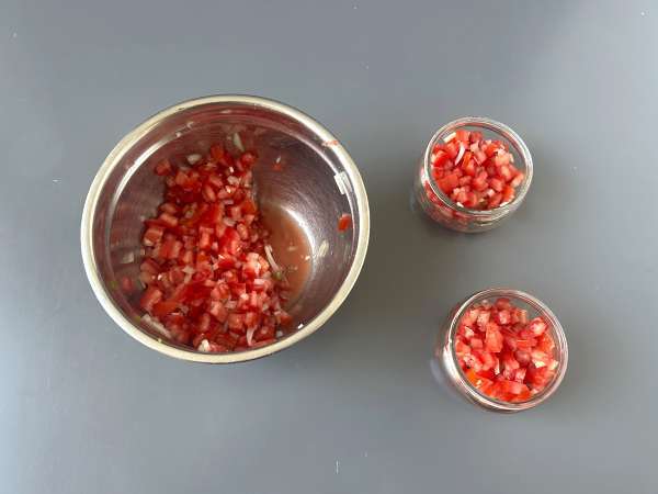 Huevos rancheros: kultni in okusni mehiški recept - Priprava korak 2