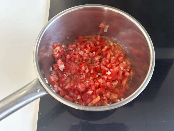 Huevos rancheros: kultni in okusni mehiški recept - Priprava korak 3