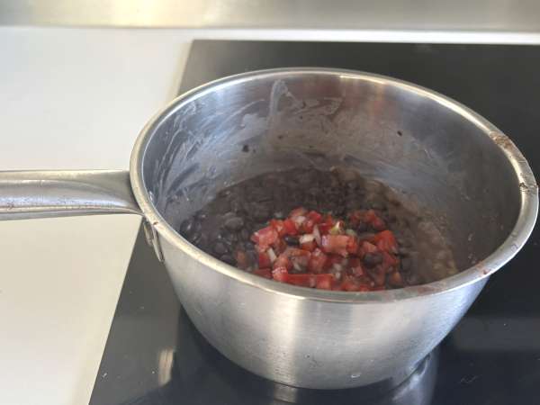 Huevos rancheros: kultni in okusni mehiški recept - Priprava korak 6