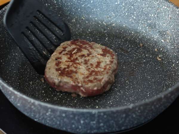 Hitri, praktični in ekonomični zavitki v slogu Big Maca - Priprava korak 2