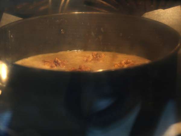 Izjemno enostavna torta z orehi, pripravljena iz samo 4 sestavin - Priprava korak 6